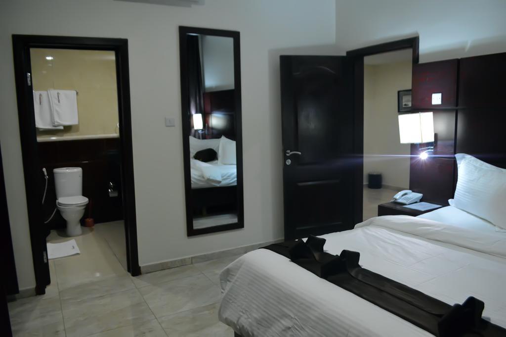 De Santos Hotel Agege Zimmer foto